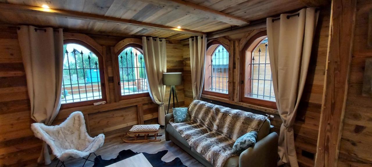 Chalet Serre Cambeou Piscine&Spa Saint-Chaffrey Luaran gambar