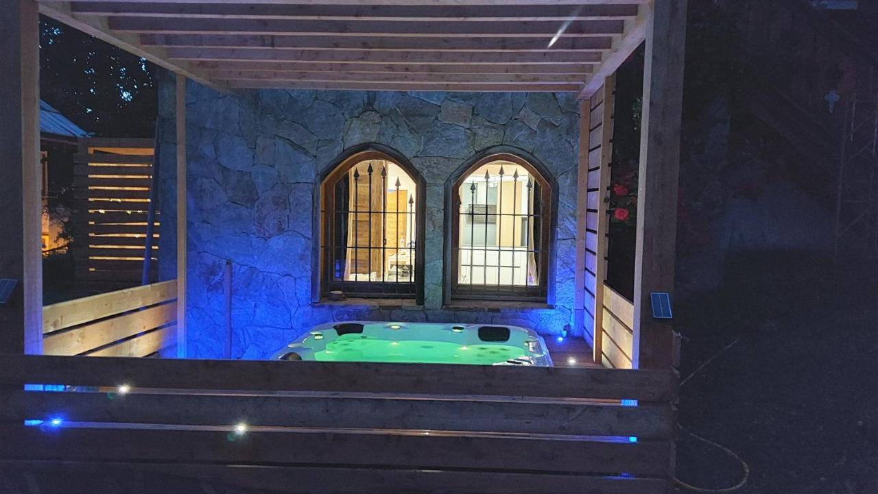 Chalet Serre Cambeou Piscine&Spa Saint-Chaffrey Luaran gambar